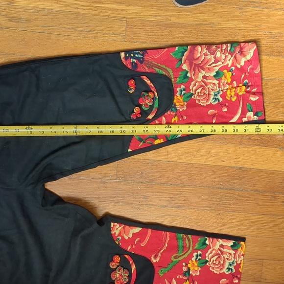 Chinese Linen Set - Picture 9 of 9